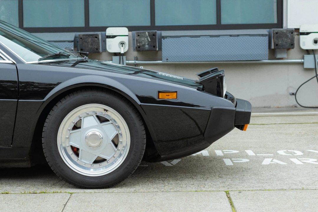 1975 Ferrari 308 GT4 - Image 23 of 31