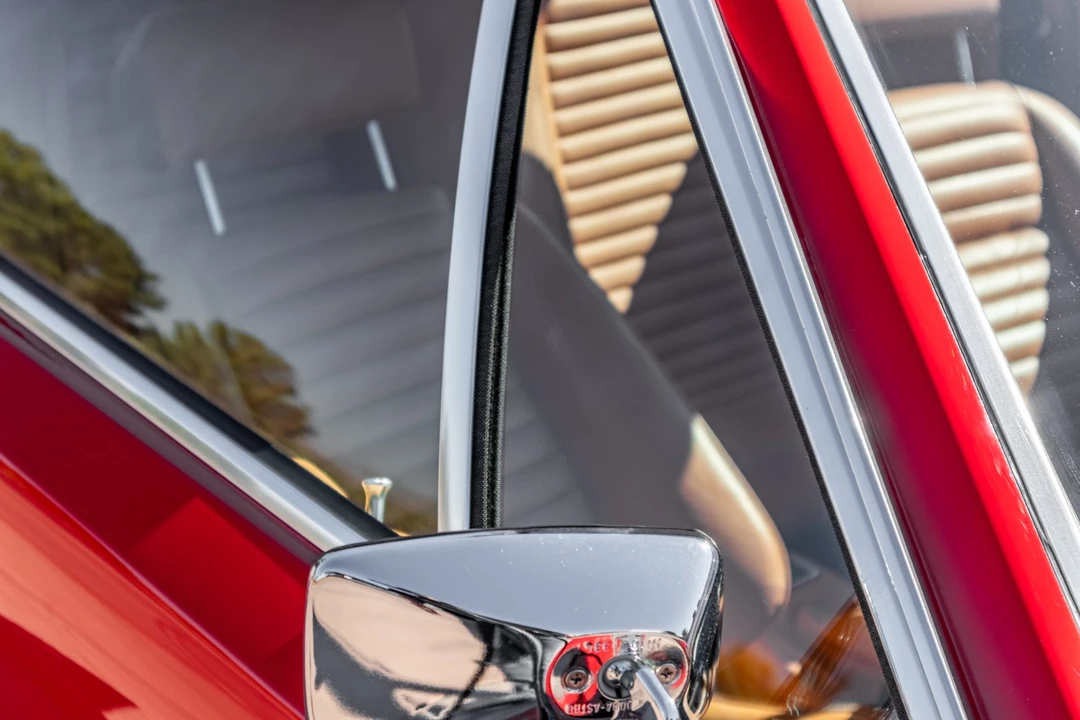 1975 Ferrari 308 GT4 - Image 25 of 31