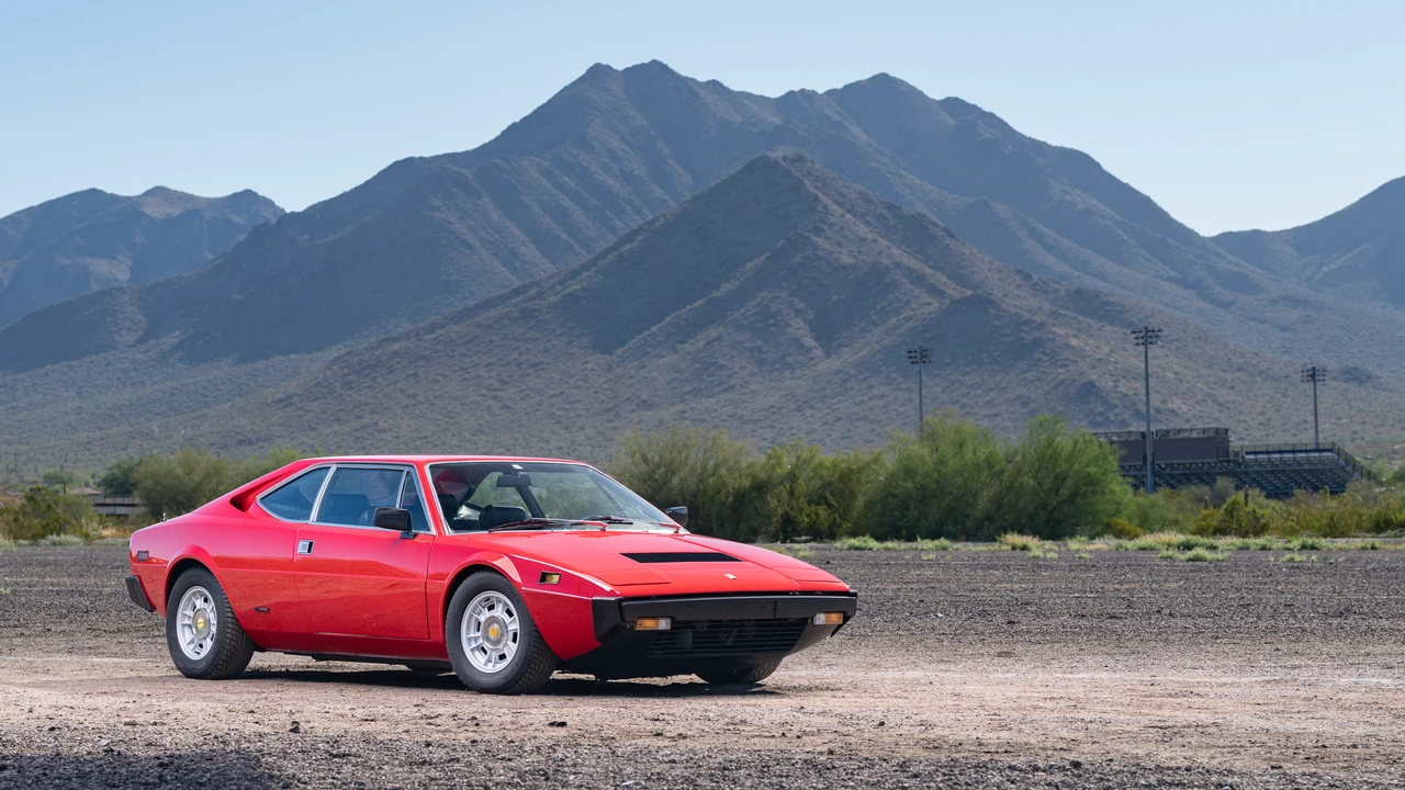 1975 Ferrari 308 GT4 - Image 15 of 31