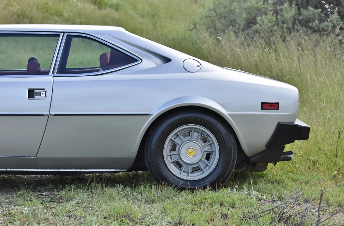 1975 Ferrari 308 GT4 - Image 15 of 31