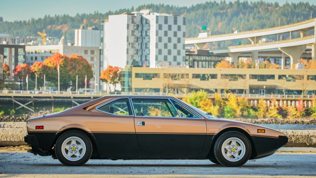 1975 Ferrari 308 GT4 - Image 11 of 31