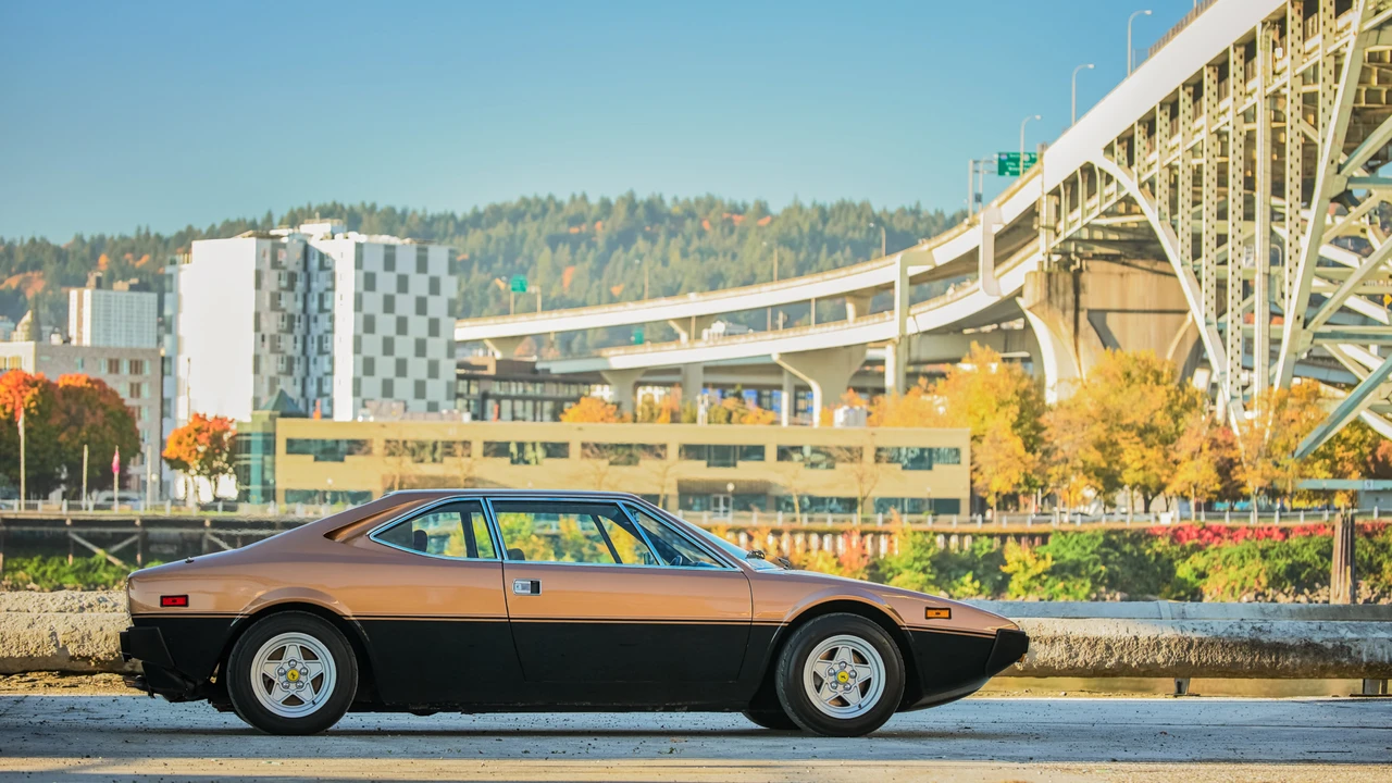 1975 Ferrari 308 GT4 - Image 12 of 31
