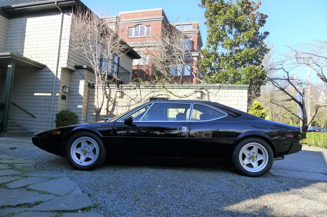 1975 Ferrari 308 GT4 - Image 17 of 31