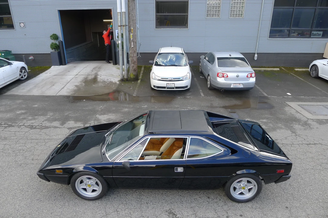 1975 Ferrari 308 GT4 - Image 19 of 31