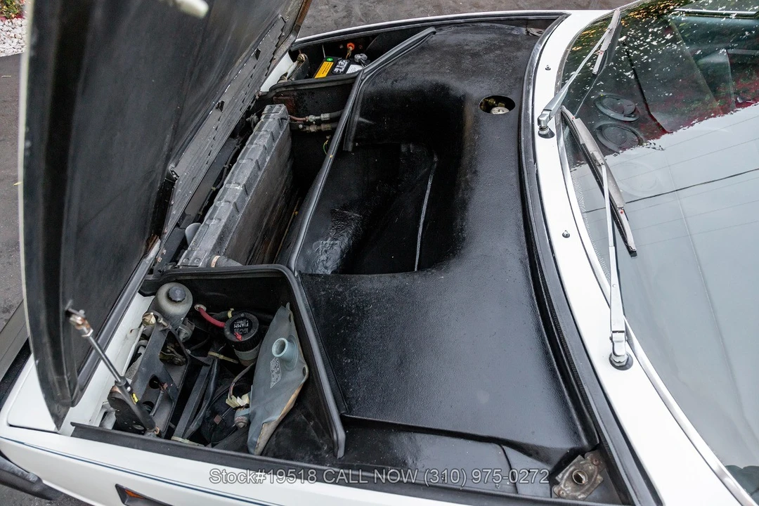 1975 Ferrari 308 GT4 - Image 28 of 31