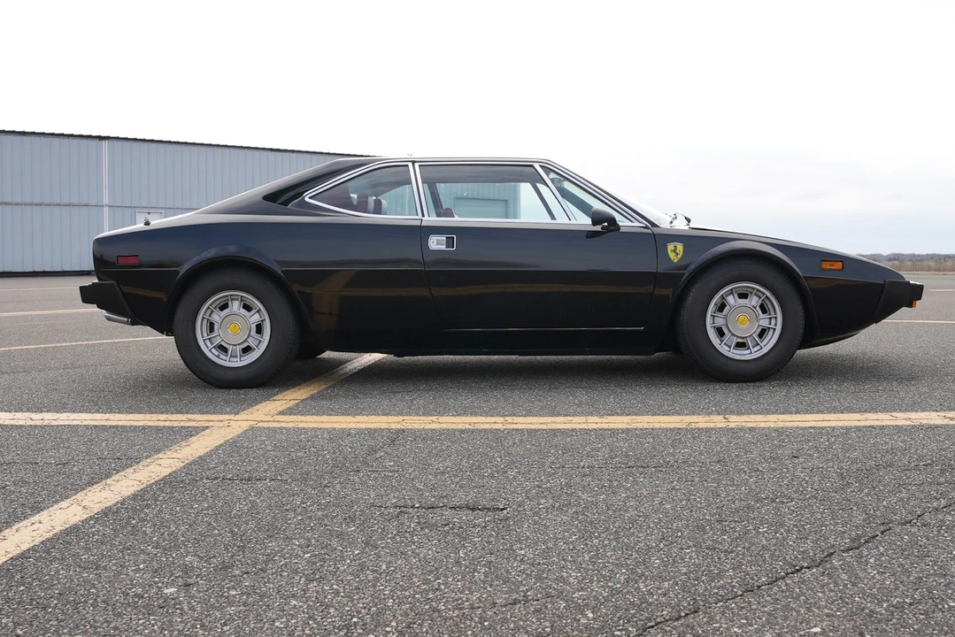 1975 Ferrari 308 GT4 - Image 11 of 31