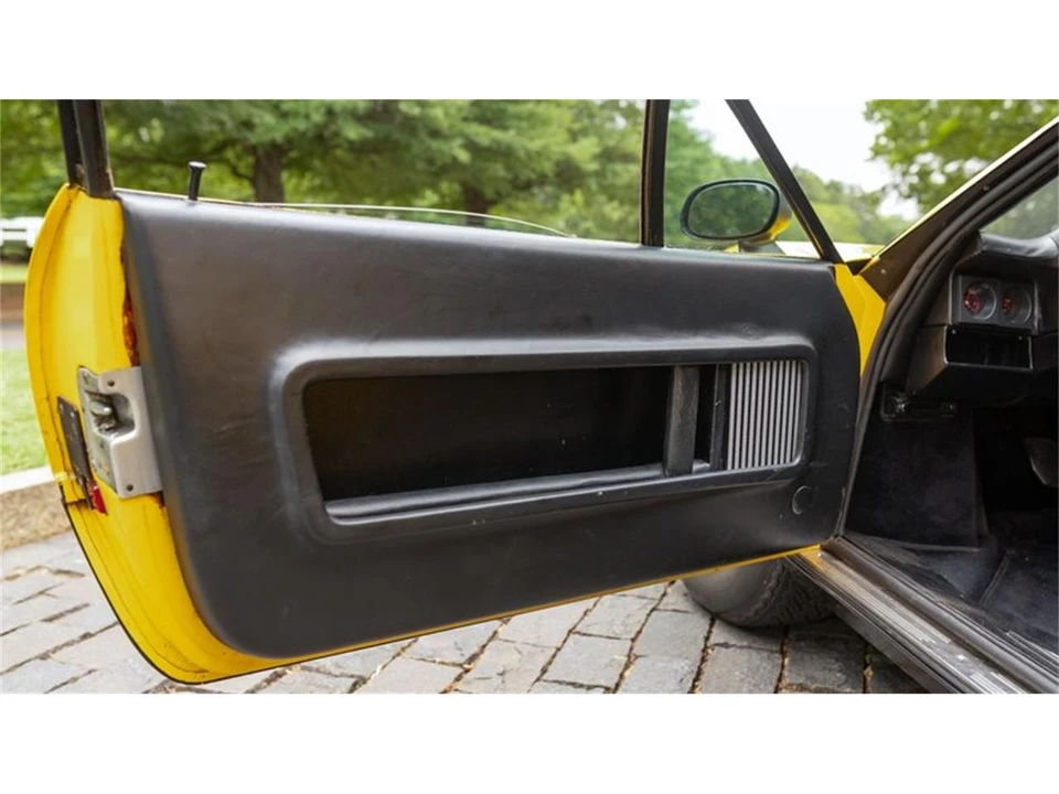 1975 Ferrari 365 - Image 23 of 31