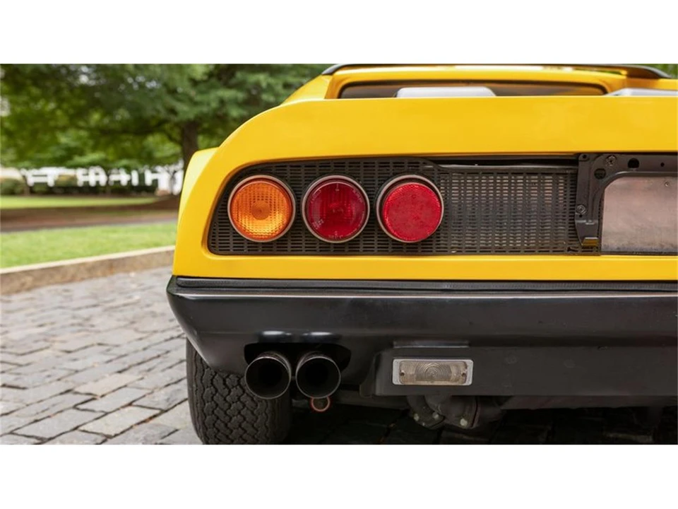 1975 Ferrari 365 - Image 16 of 31