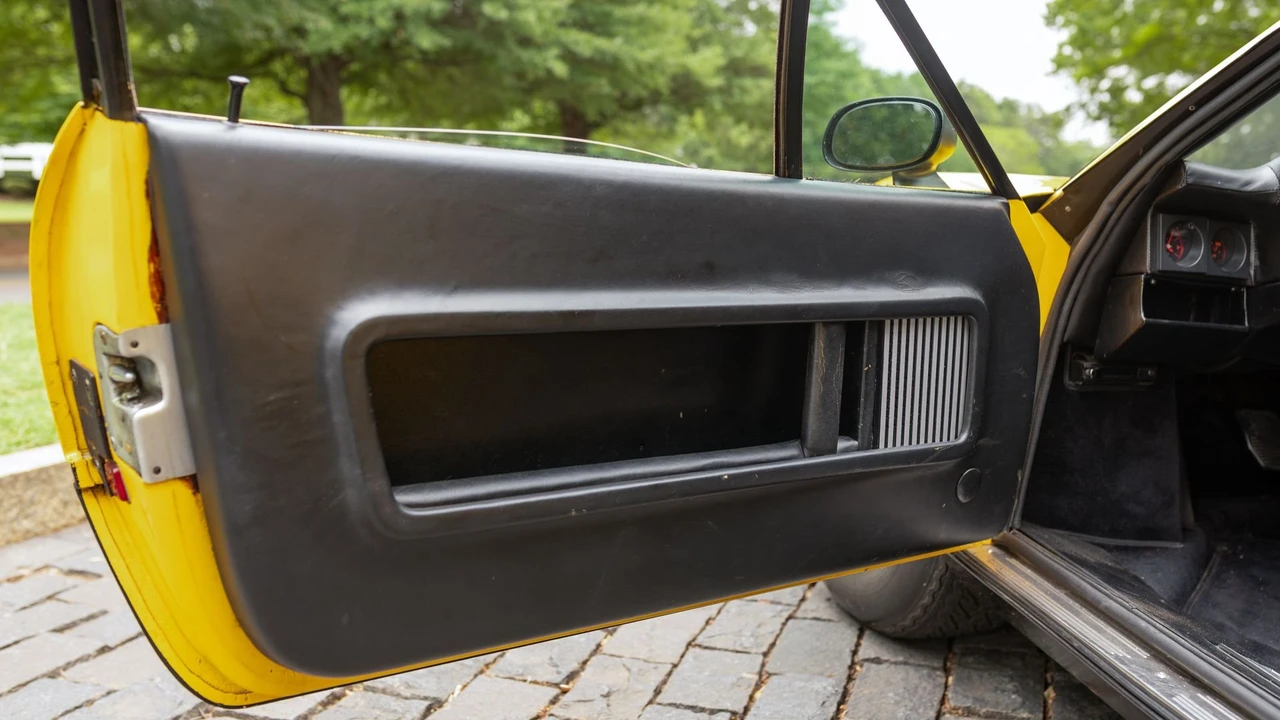 1975 Ferrari 365 GT4 BB - Image 25 of 31