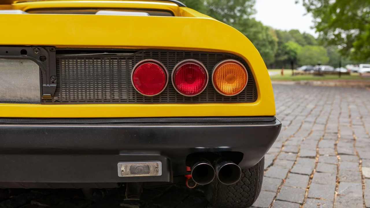 1975 Ferrari 365 GT4 BB - Image 16 of 31