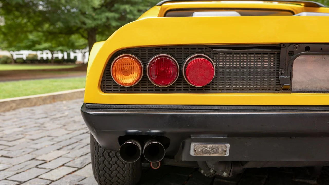 1975 Ferrari 365 GT4 BB - Image 15 of 31