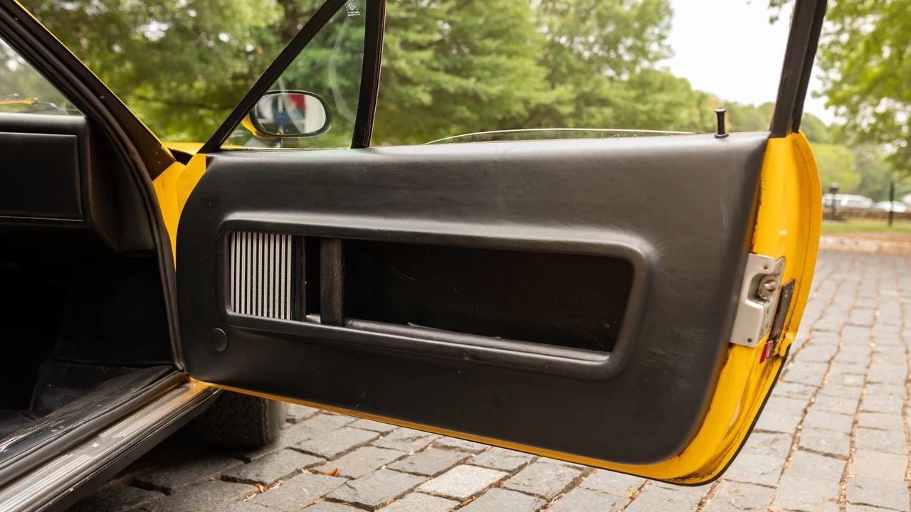 1975 Ferrari 365 GT4 BB - Image 24 of 31