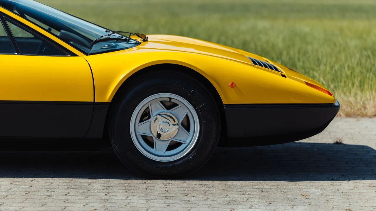 1975 Ferrari 365 GT4 BB - Image 16 of 31