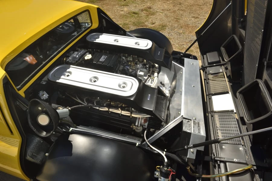 1975 Ferrari 365 - Image 30 of 31