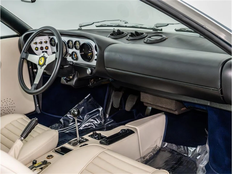 1975 Ferrari Dino - Image 25 of 31