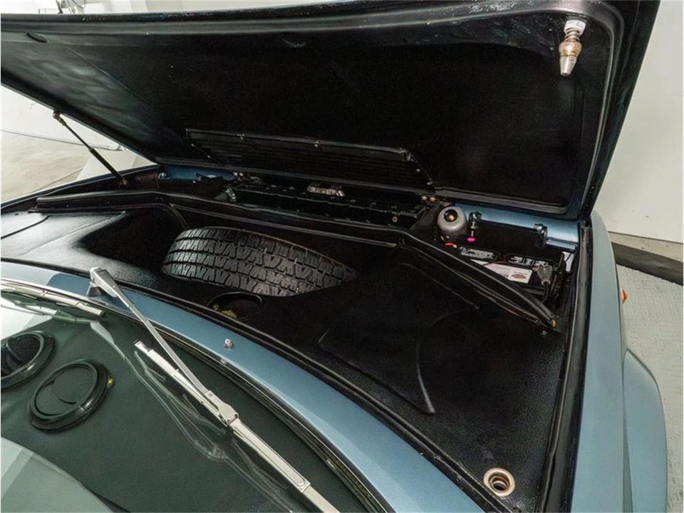 1975 Ferrari Dino - Image 12 of 31
