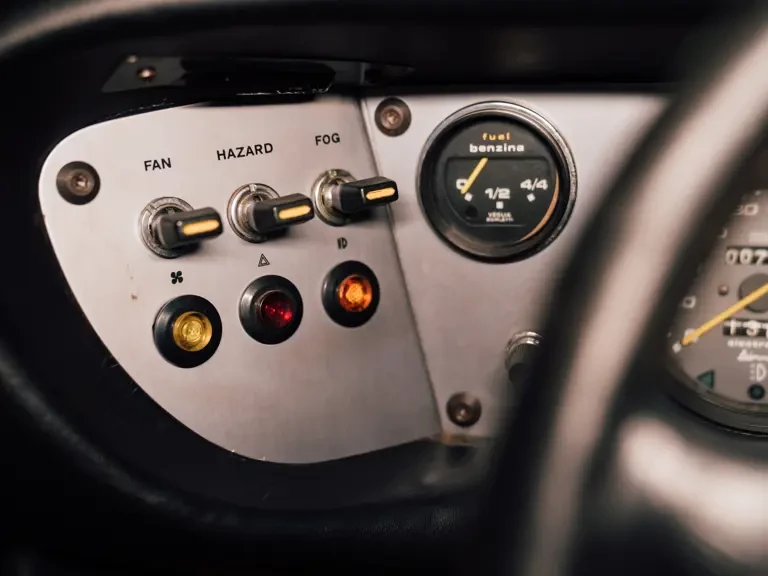 1975 Ferrari 308 GT4 - Image 16 of 31