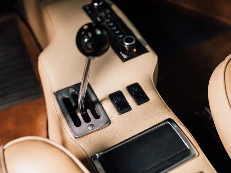 1975 Ferrari 308 GT4 - Image 19 of 31
