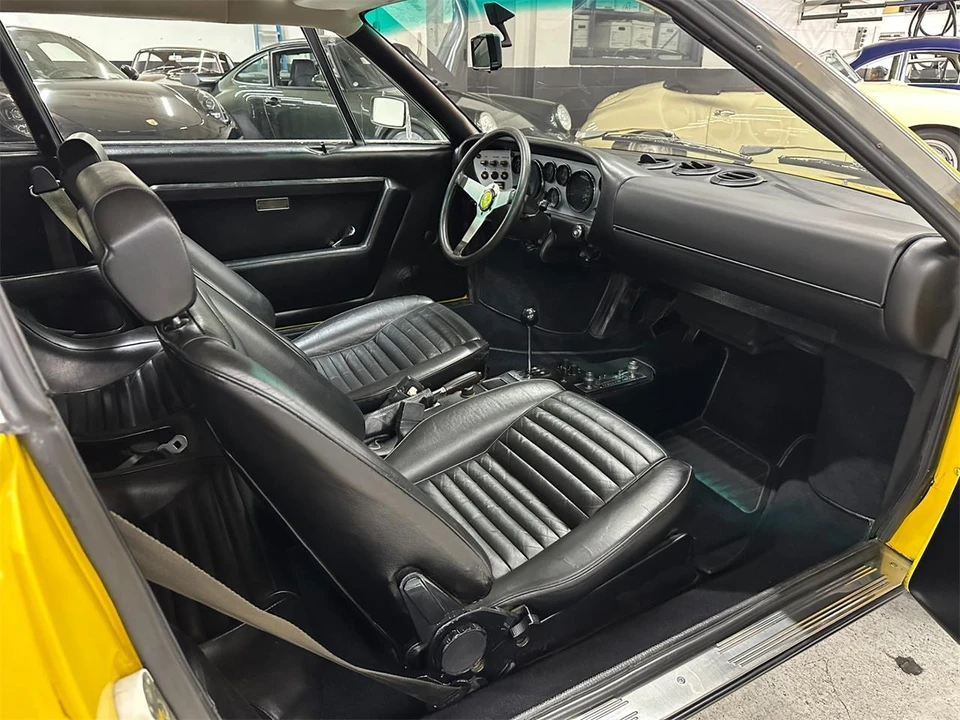 1975 Ferrari 308 GT4 - Image 14 of 31