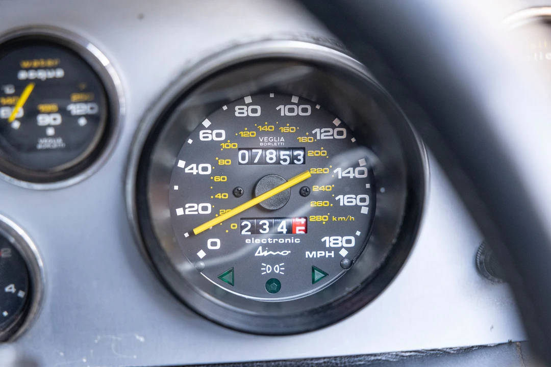 1975 Ferrari 308 GT4 - Image 23 of 31