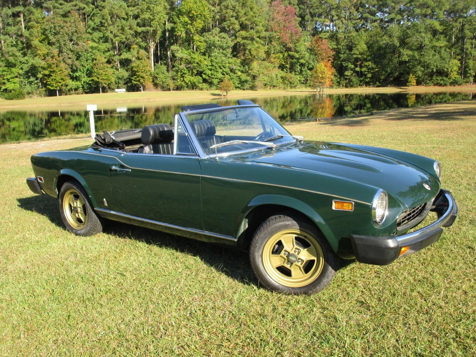 1975 Fiat 124 Sport Spider - Image 2 of 31