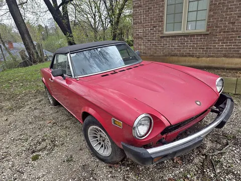 1975 Fiat 124 Spider Classica Convertible 2D