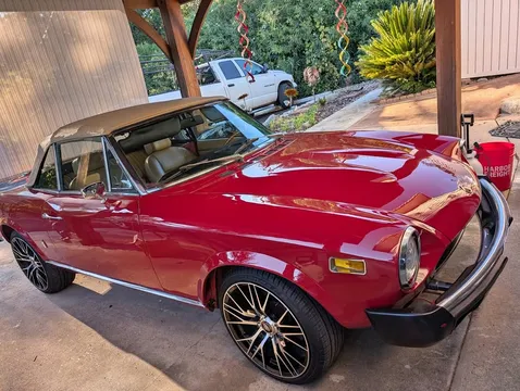 1975 Fiat 124 Spider