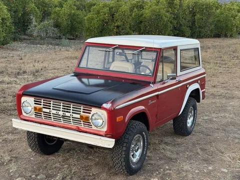 1975 Ford Bronco 3-Speed