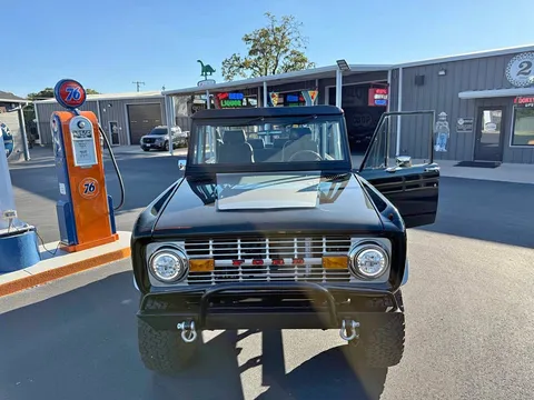 1975 Ford Bronco 4WD