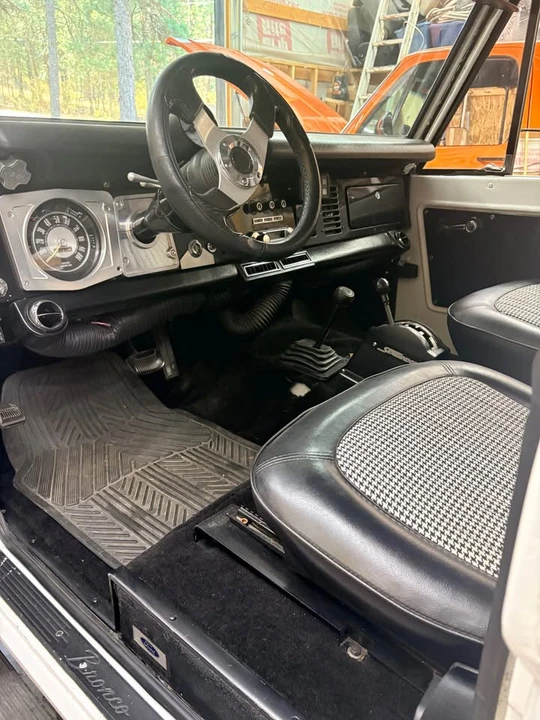 1975 Ford Bronco 1st Gen - Image 6 of 9