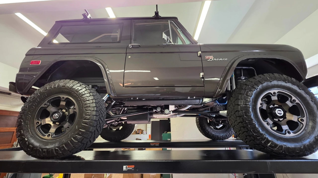 1975 Ford Bronco 1st Gen - Image 19 of 21