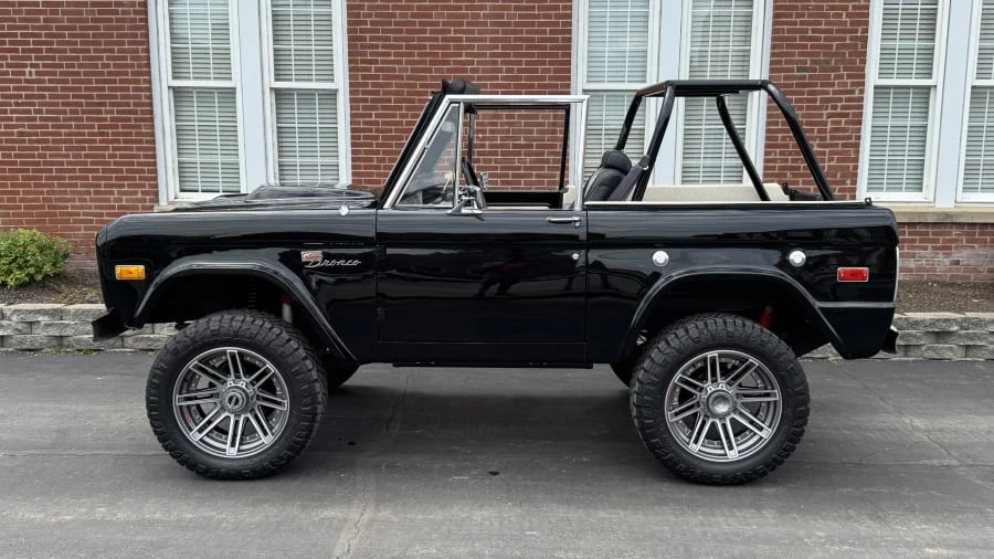 1975 Ford Bronco 1st Gen - Image 2 of 10