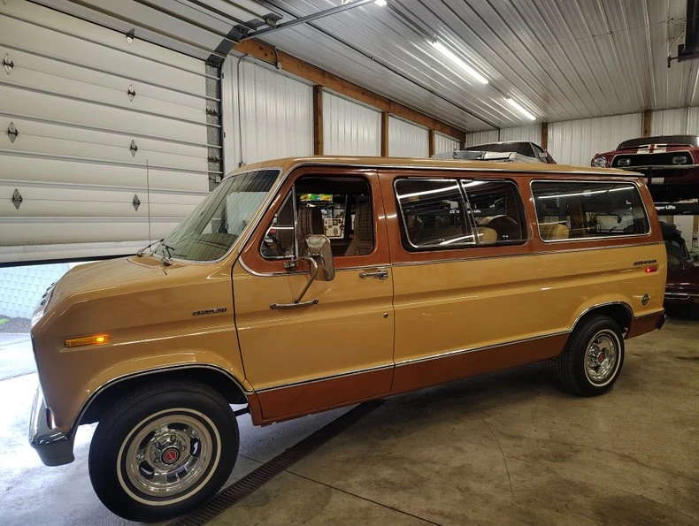 1975 Ford Econoline Van - Image 12 of 31