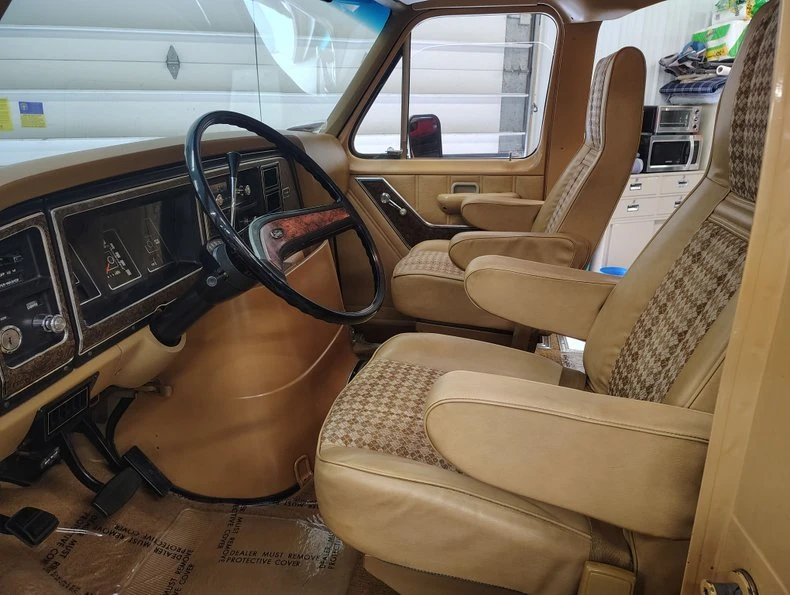1975 Ford Econoline Van - Image 17 of 31
