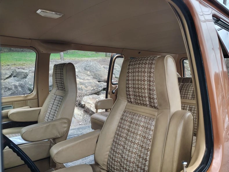 1975 Ford Econoline Van - Image 18 of 31