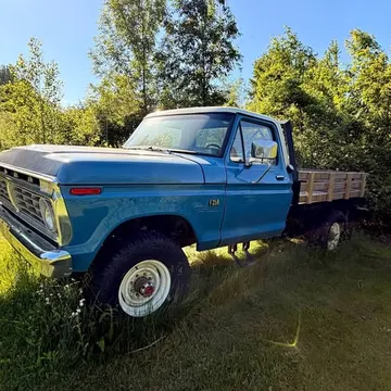 1975 Ford F-250