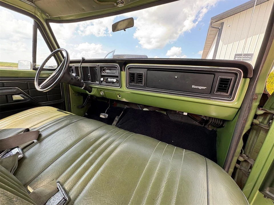 1975 Ford F-Series 6th Gen - Image 15 of 31