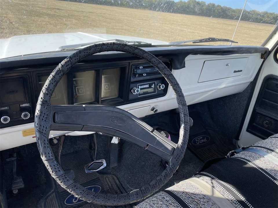 1975 Ford F-Series 6th Gen - Image 12 of 15