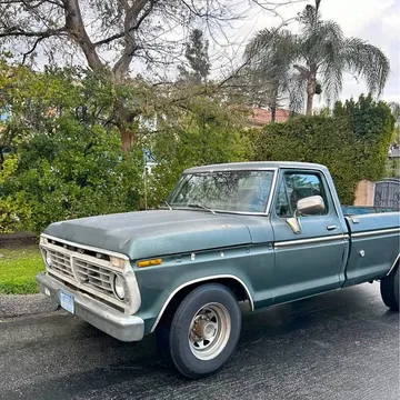 1975 Ford F250 Super Cab Long Bed