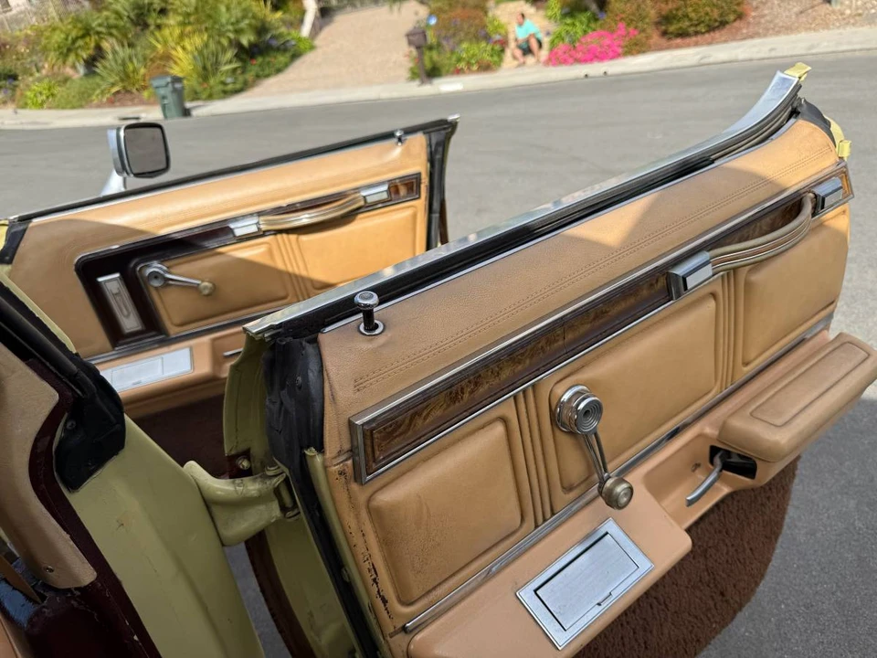 1975 Ford Country Squire - Image 20 of 24