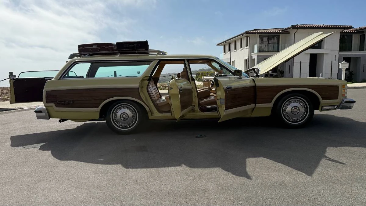 1975 Ford Country Squire - Image 23 of 24