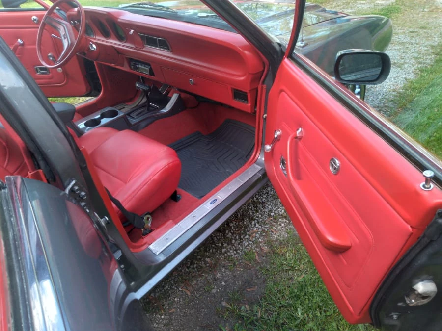 1975 Ford Maverick Sedan - Image 10 of 21