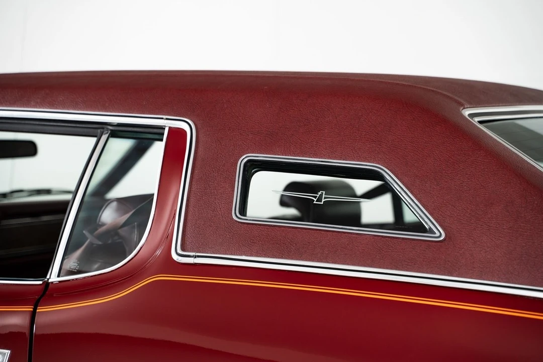 1975 Ford Thunderbird 6th Gen - Image 11 of 31