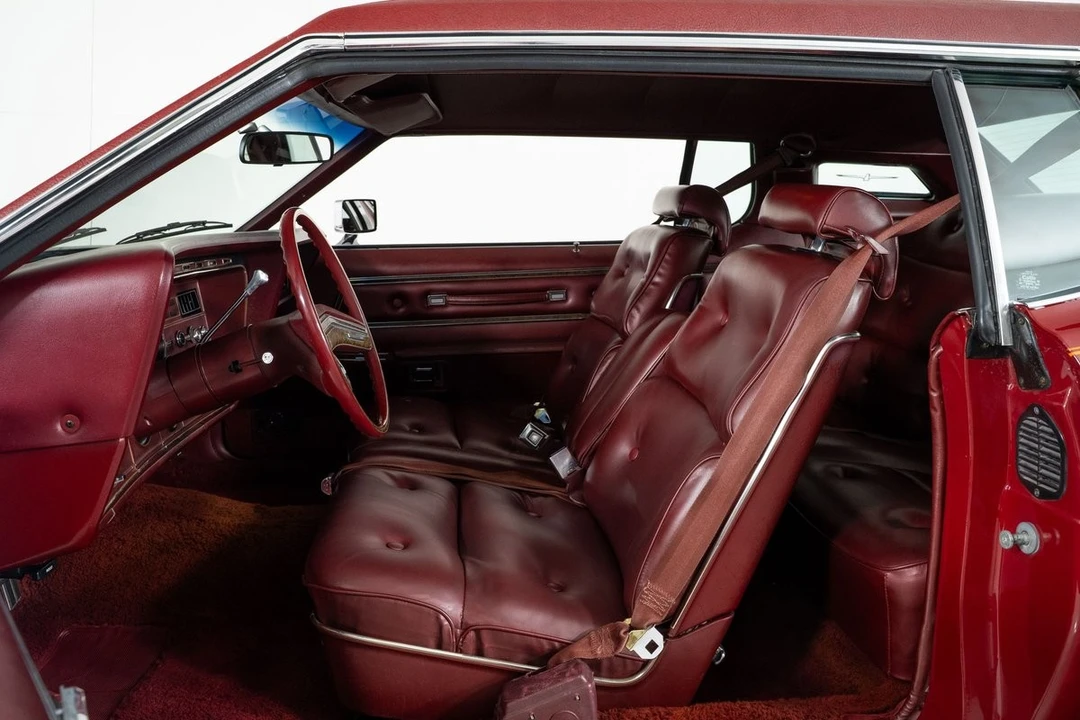 1975 Ford Thunderbird 6th Gen - Image 24 of 31