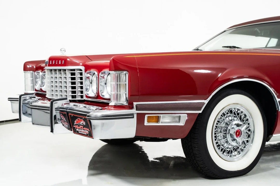 1975 Ford Thunderbird 6th Gen - Image 7 of 31