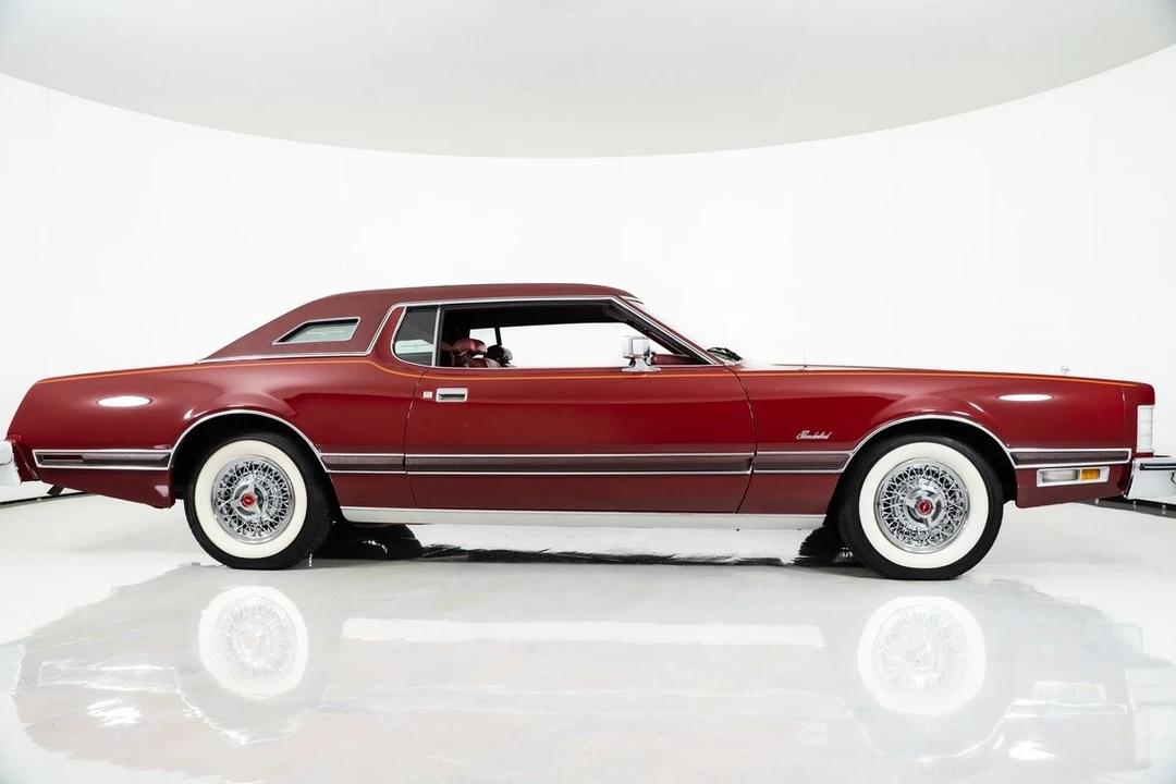 1975 Ford Thunderbird - Image 17 of 31