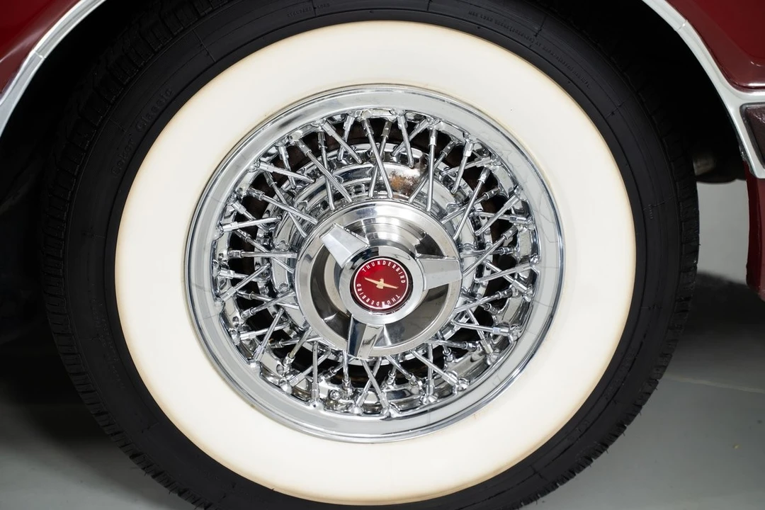 1975 Ford Thunderbird - Image 10 of 31