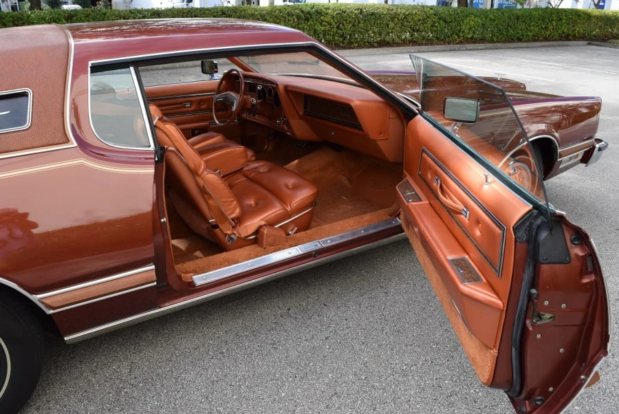 1975 Ford Thunderbird 6th Gen - Image 8 of 11