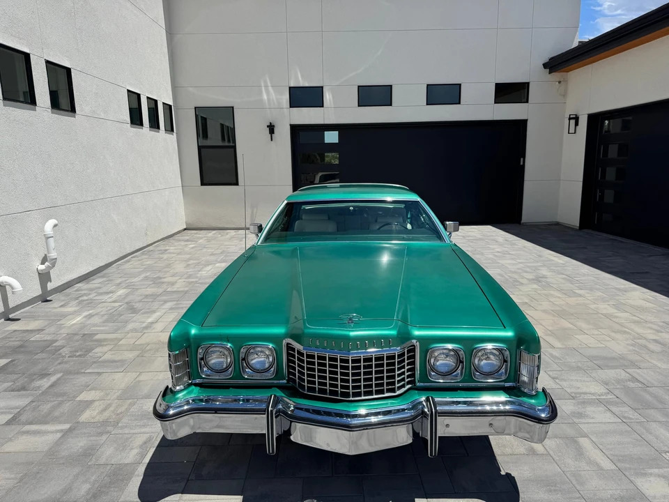 1975 Ford Thunderbird 6th Gen - Image 4 of 31