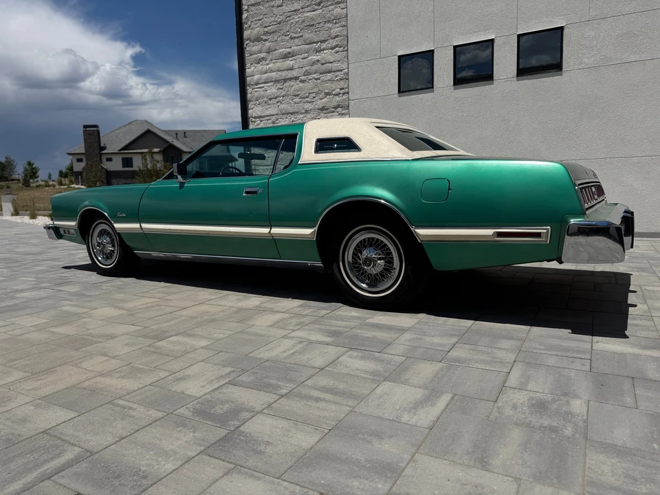 1975 Ford Thunderbird 6th Gen - Image 12 of 31